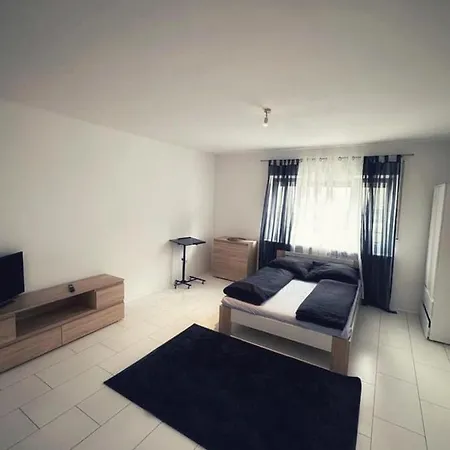 - Ikon Immoleasing Apartment *