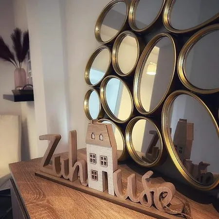 - Ikon Immoleasing Apartment *